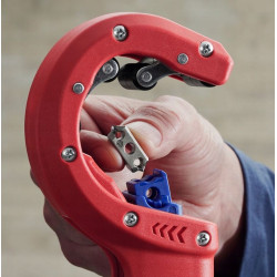 KNIPEX 90 23 01 BK Obcinak do rur z tworzywa DP50