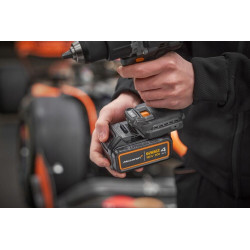 Wkrętarka 18V udar 90Nm 2x5Ah+ Ład  MCLAREN TSTAK