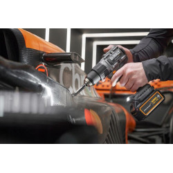 Wkrętarka 18V udar 90Nm 2x5Ah+ Ład  MCLAREN TSTAK