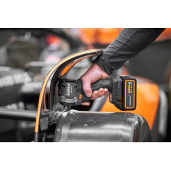 Zakrętarka udar.18V 2x5Ah+ŁAD 206Nm DeWALT MCLAREN
