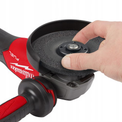 M18FSAG125XB-502XC SZLIFIERKA KĄTOWA XXX 4933478428
+2 tarcze 4932479578
Akumulator 5,0Ah
Ładowarka M12-18FC
