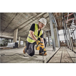  DEWALT MŁOT  950W SDS+3,5j D25333K